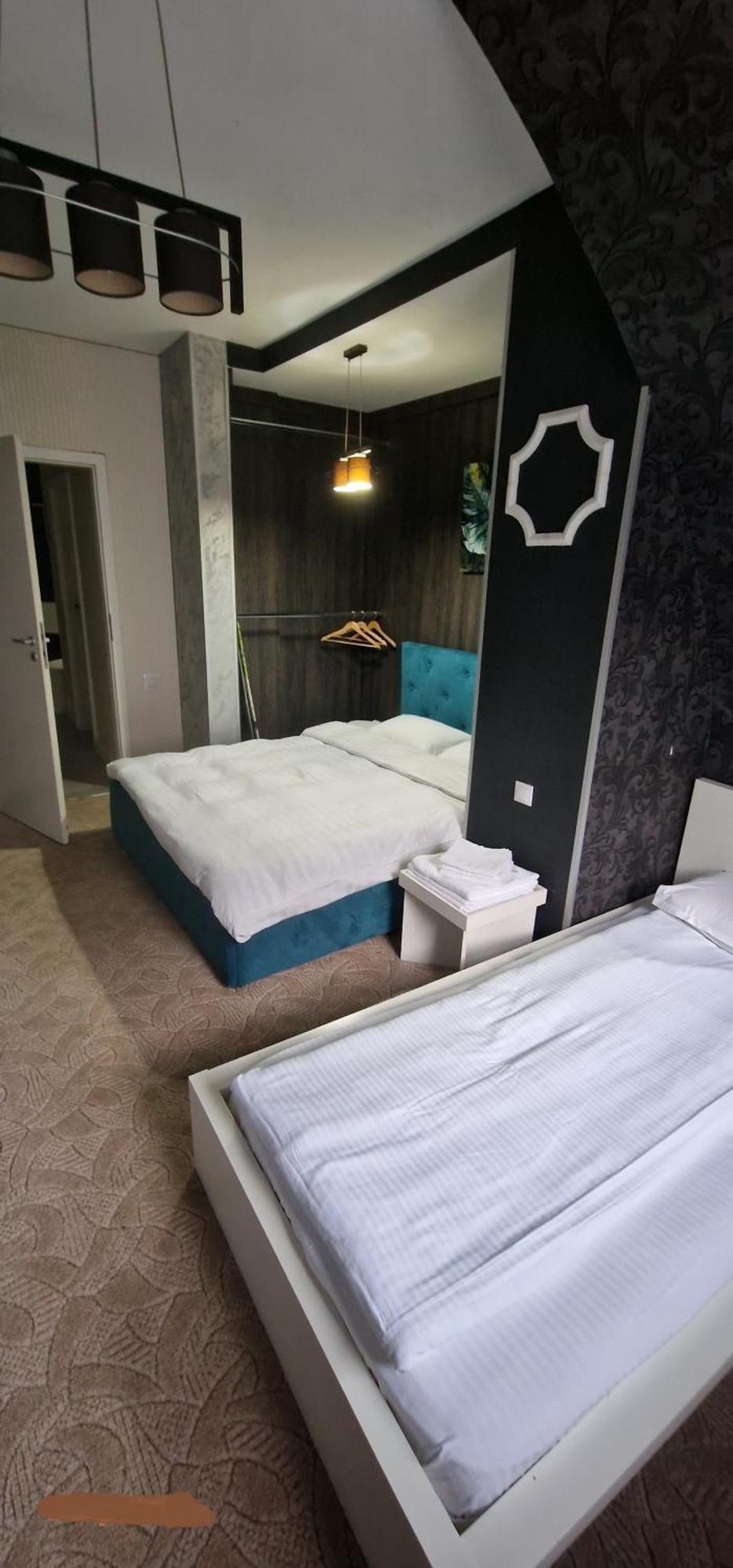 Hotel Jolie Apartments Galaţi エクステリア 写真