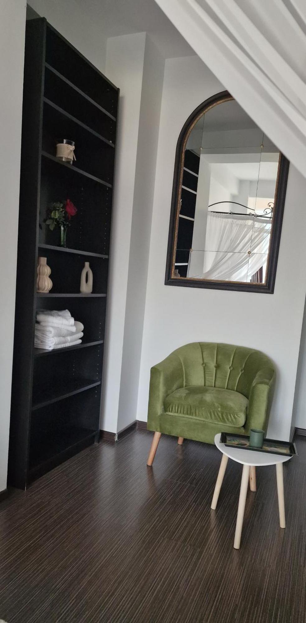 Hotel Jolie Apartments Galaţi エクステリア 写真