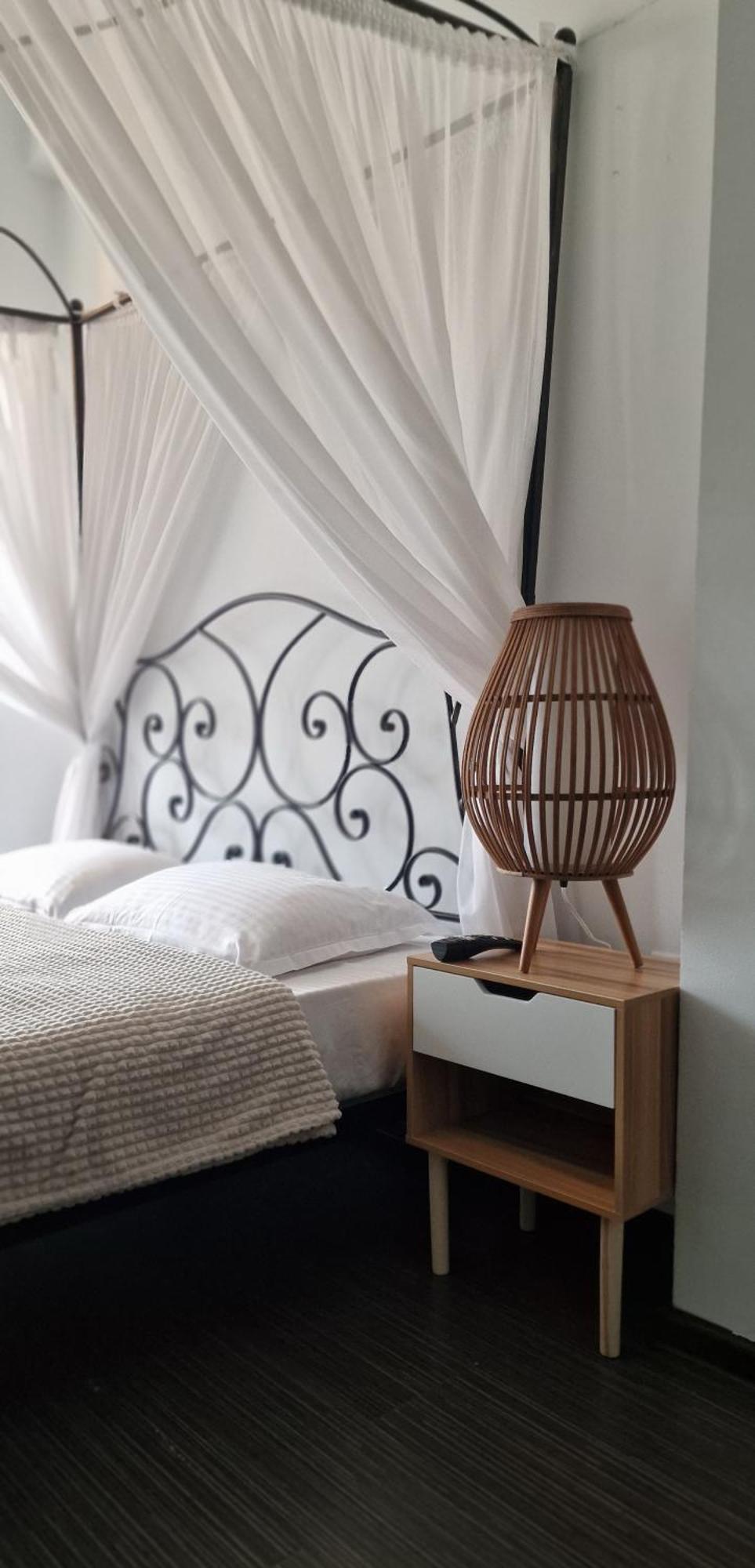 Hotel Jolie Apartments Galaţi エクステリア 写真